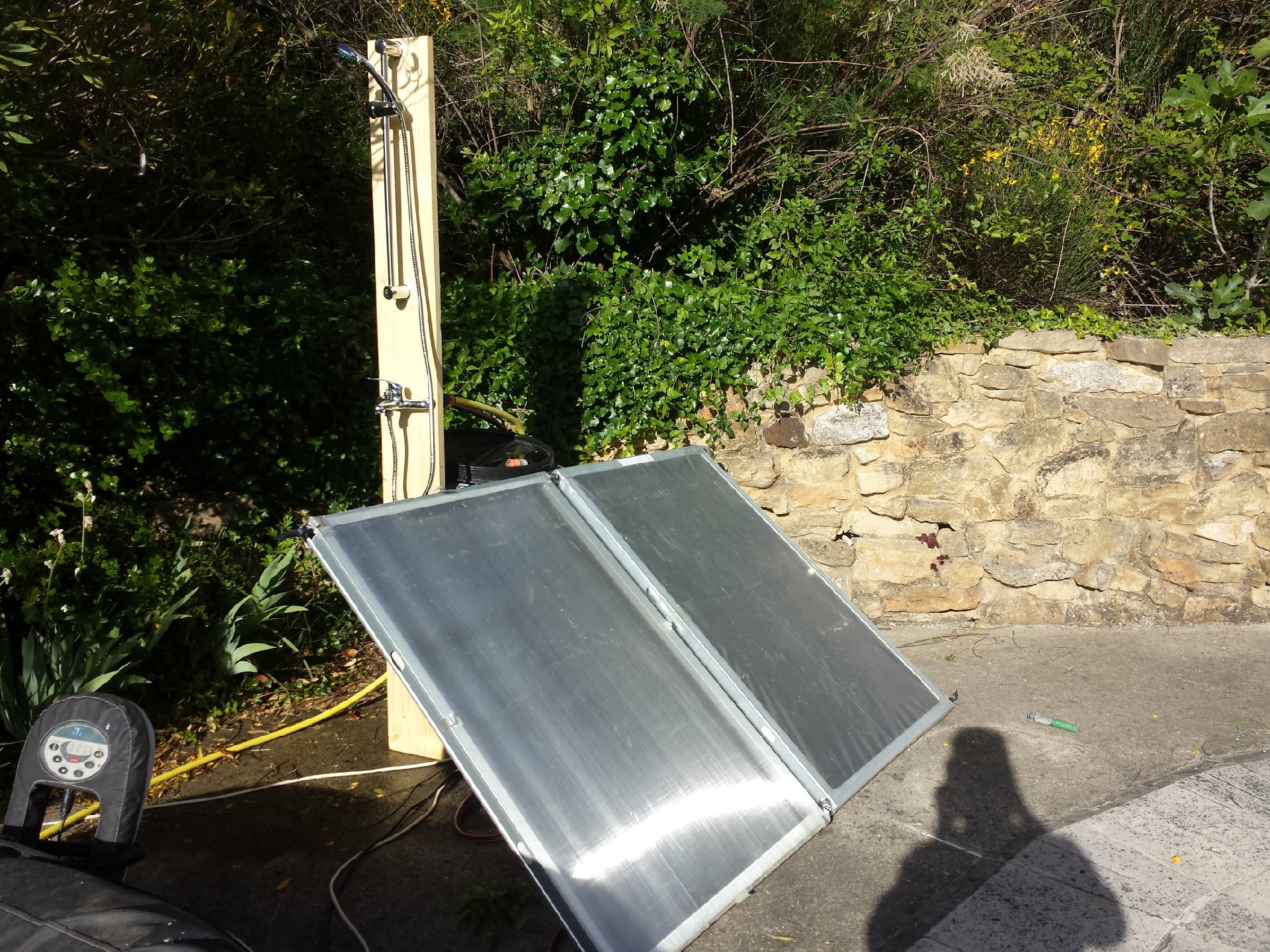 Douche solaire à volonté - Chauffage Solaire DIY - Sunberry